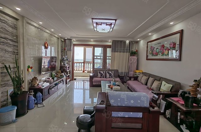 昌润路华悦金钻精装4室湖景房可看整个东昌湖景
