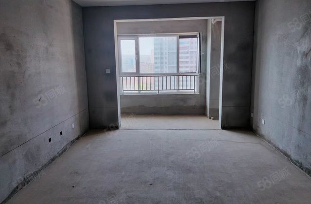 金江名府3室2厅130㎡79.8万二手房图片