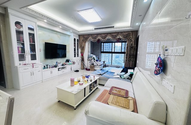 保利城誉峰花园B区3室2厅127.45㎡120万二手房图片