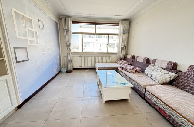 香江西邻 单位家属院 多层三楼公摊小 小区停车方便