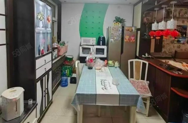 五交化家属院(东昌东路) 南北通透 居住密度低 小三居