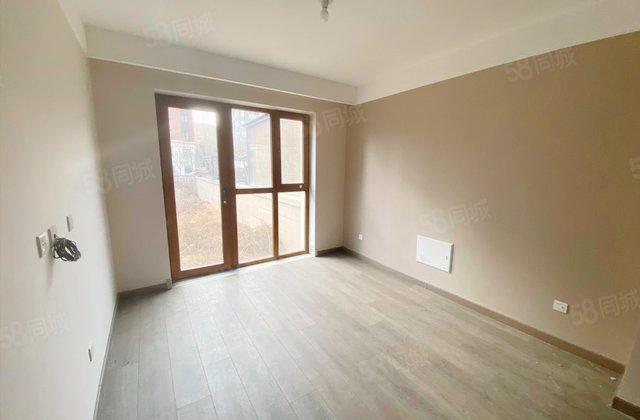 国信南山玲珑府2室2厅77.66㎡78万二手房图片