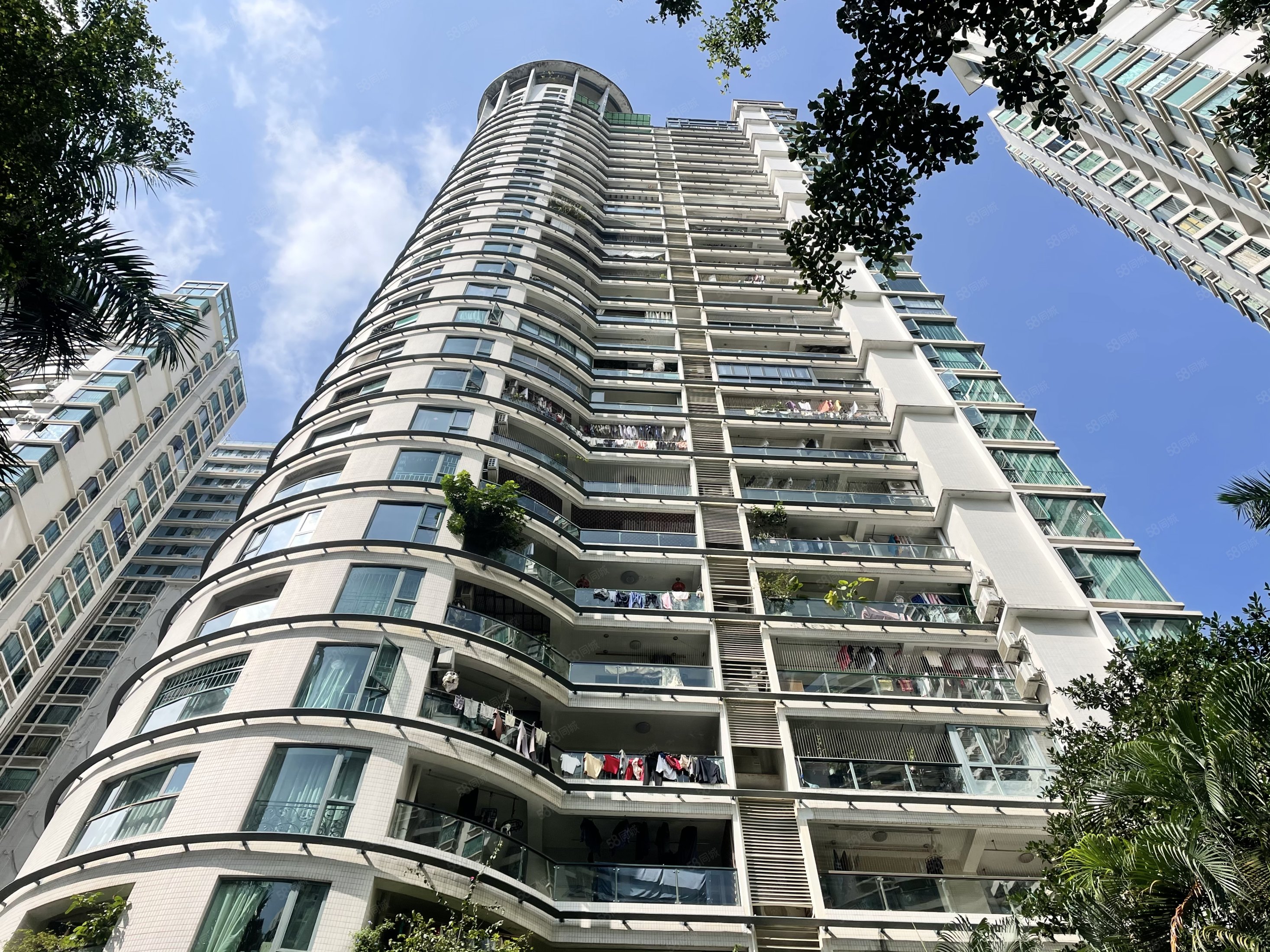 鸿翔花园3室2厅2卫125.73㎡东南940万