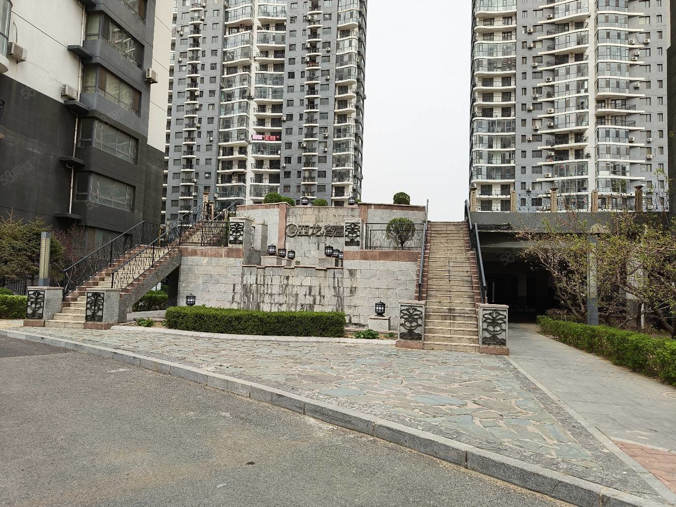 房产信息>营口二手房>鲅鱼圈二手房>月亮湖公园二手房>亚龙湾壹号>