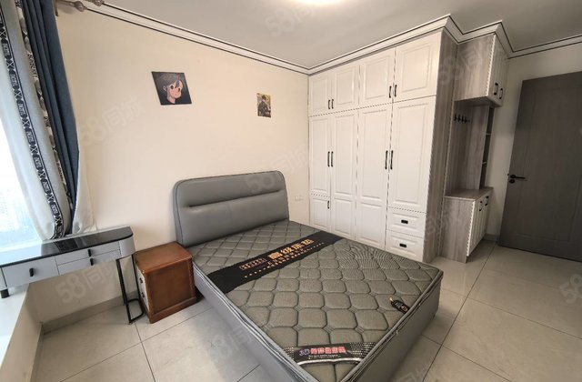 精装婚房送车位 次新小区 荣盛江南里 阿尔卡迪亚 五中