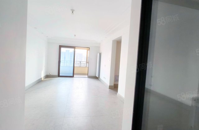 融创城创泽园3室2厅113.45㎡176万二手房图片