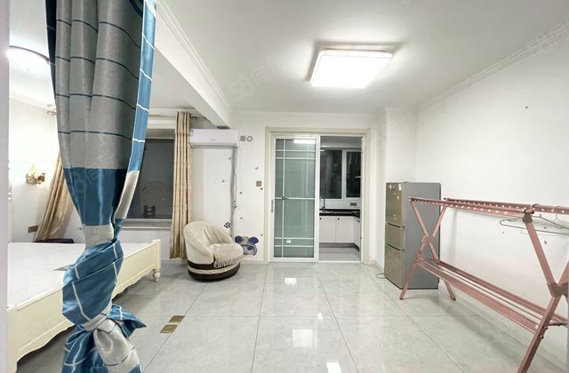 时代金茂2室2厅71㎡60万二手房图片