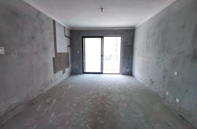 金辉优步花园4室2厅126.2㎡139.8万二手房图片