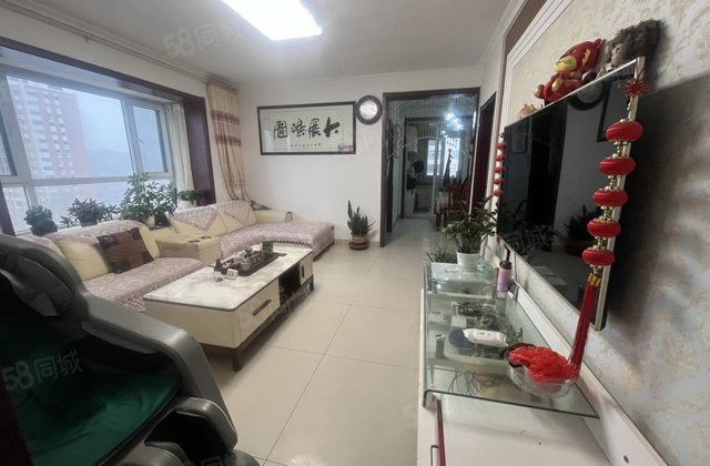 伟业中华御苑 装修好 小三房 交通便利 中间好楼层 南北通透