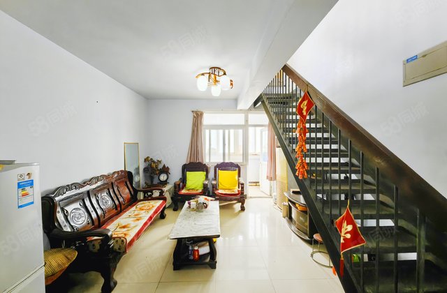 紫云小区3室2厅131.34㎡102万二手房图片