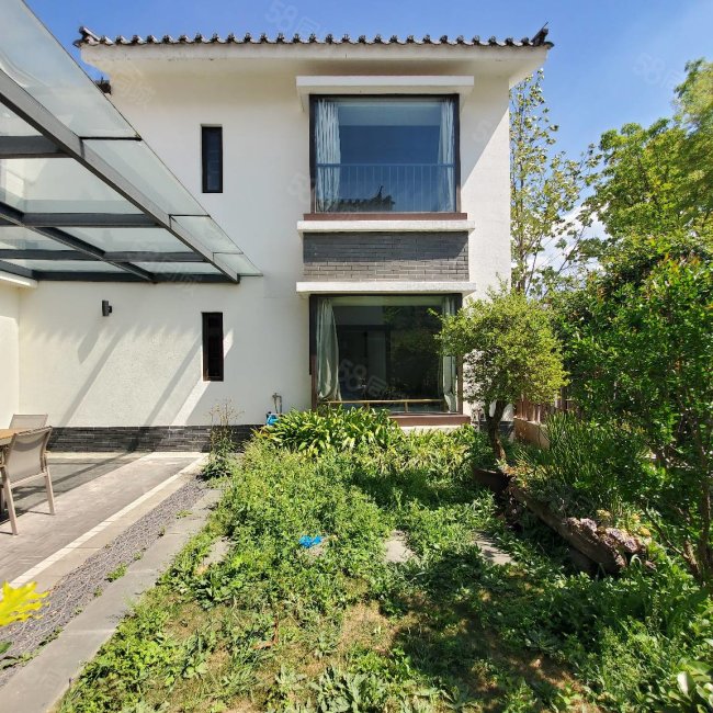 大理的小院子南区3室2厅4卫215㎡东西430万