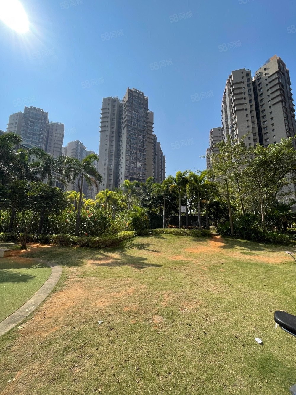 急售文明东隧道口滨江新苑2017次新小区精装三房