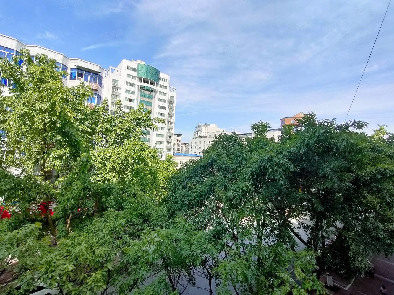 房源信息房源概况蒋红梅4.4分名扬房产名扬房产城北店报价29.