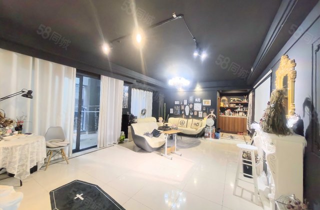 中海右岸(一期)4室2厅129㎡220万二手房图片