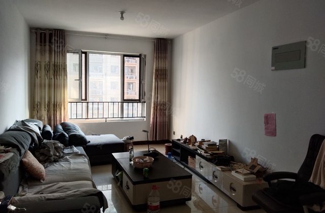 公园首府位置优越 楼层南北通透交通便利 带储藏室带车位