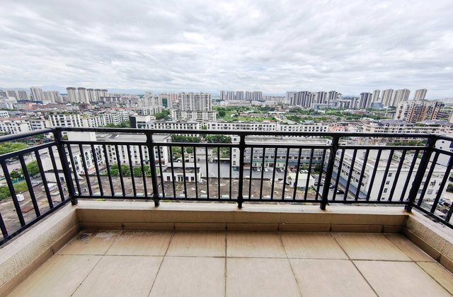 碧桂园信州府3室2厅122㎡75万二手房图片