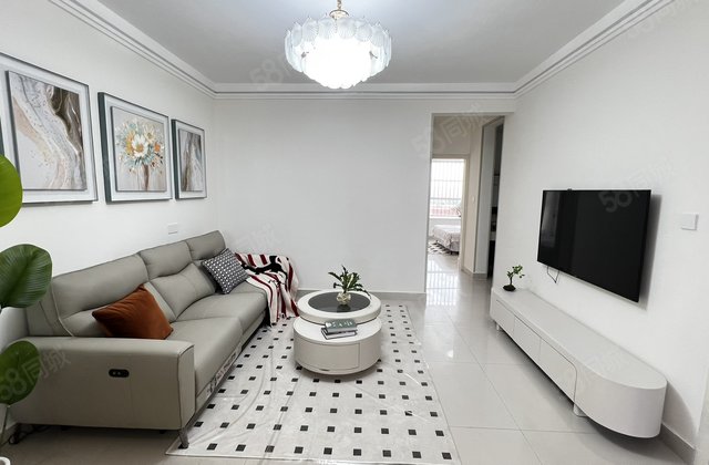 君悦华庭站前街电梯房三室精装修 拎包入住 免大税诚心出售