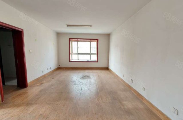 翡翠城 东昌南校120平 三室两厅一卫送车储随时看房