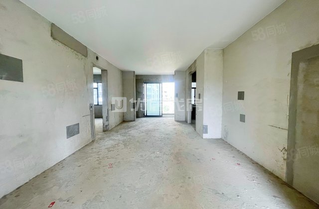 保利君悦湾4室2厅185.88㎡315万二手房图片