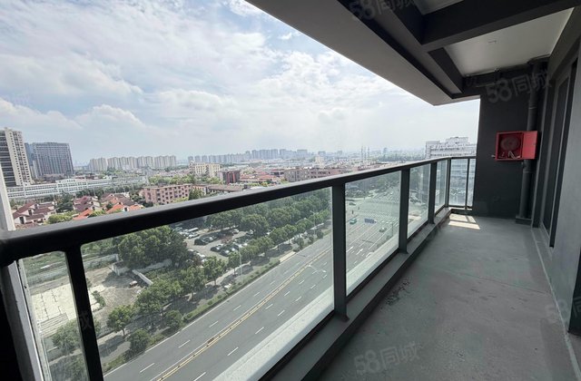 新桂沁澜府4室2厅137㎡220万二手房图片