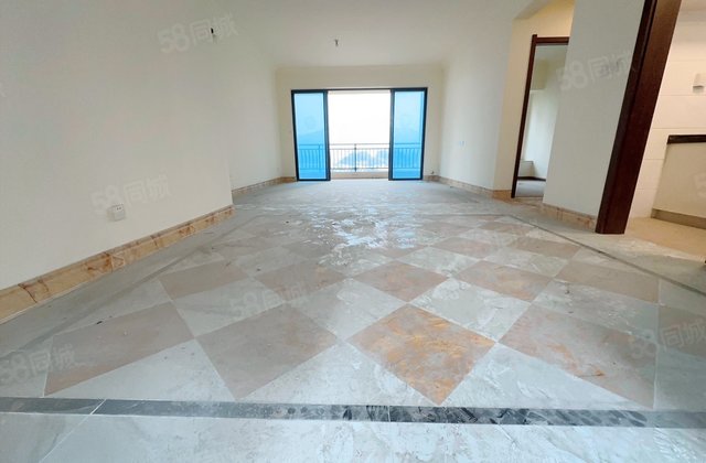 碧桂园翡翠湾4室2厅147.34㎡73万二手房图片