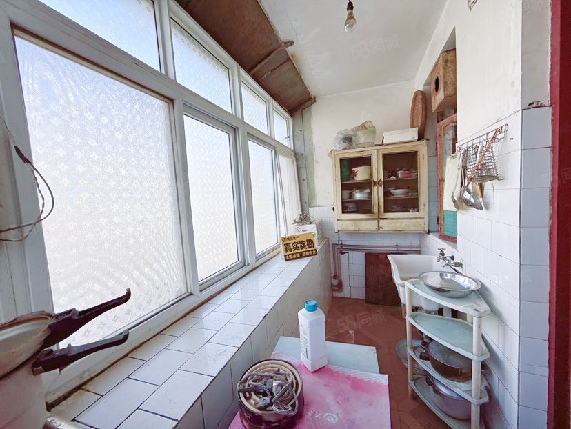 虹美新村2室2厅1卫72㎡南北19.9万