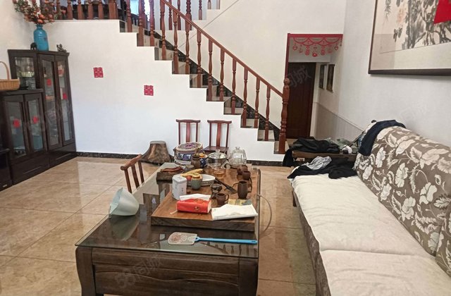 水岸华庭(别墅)4室3厅260㎡120万二手房图片