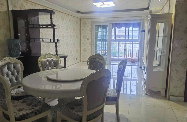 中华名园(三期C区)2室2厅87.78㎡135万二手房图片