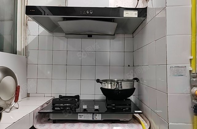 一汽专用车厂家属楼2室1厅65.05㎡27万二手房图片