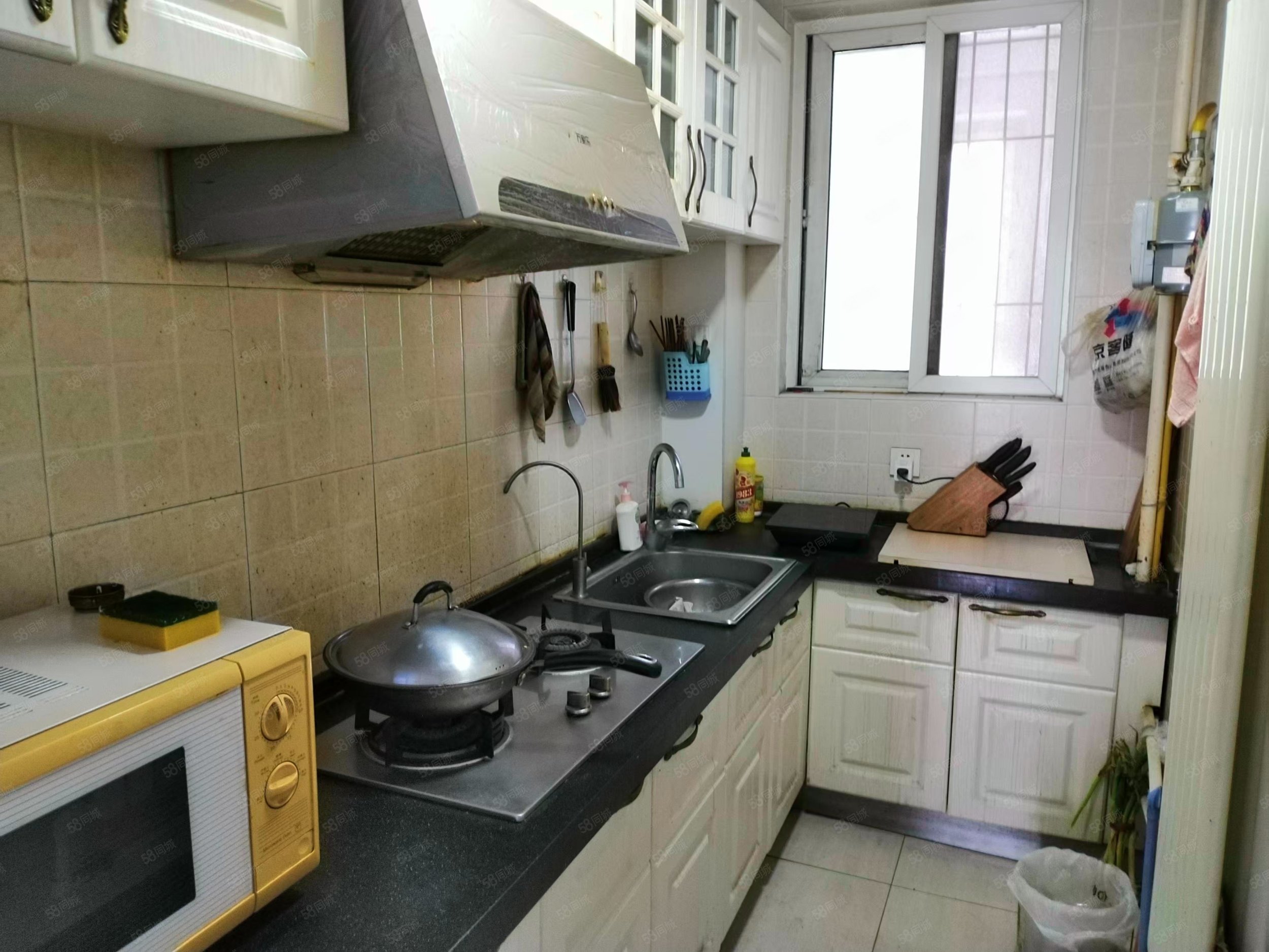 松榆里社區(qū)2室1廳1衛(wèi)55.95㎡南262萬