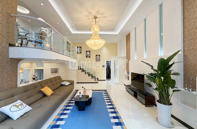 碧园花城4室2厅168㎡99.8万二手房图片