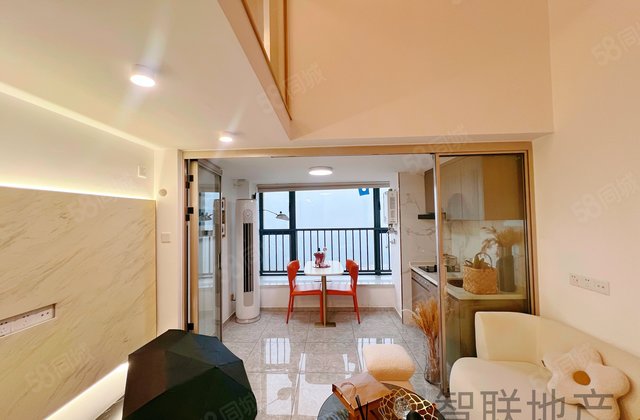 金龙城财富广场2室2厅40㎡50万二手房图片