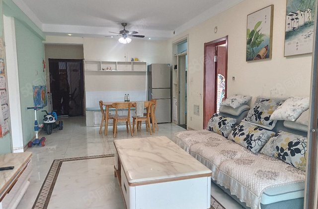 滨河旁 昌润莲城瑞荷园  精装修三室两厅两卫  带储藏室车位