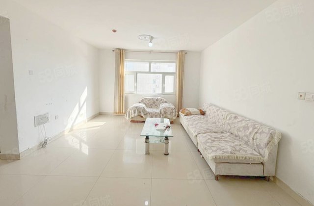 东边户，城市之尊，区妇幼南邻，免大税，送储，有车位，金柱绿城