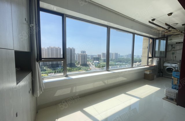 润景苑东区 精装修 全屋定制，带车位储藏室免大税