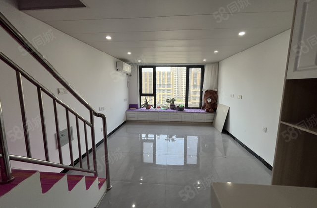 急售 精装 25 万 莲湖湾 水岸花语 买一层住两层 有钥匙