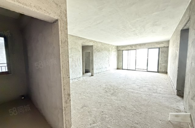 筠州华府5室2厅168㎡80万二手房图片