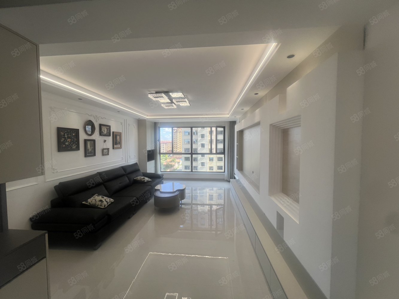 东方国际2室2厅1卫104㎡南北53.5万