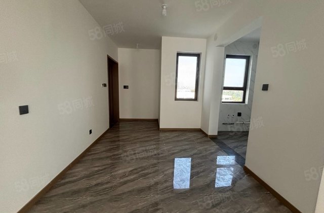 财信学府印象，三室新房未住，好楼层采光全天无遮挡看房有钥匙