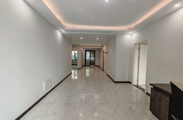 民生2号院   三室两厅两卫，三叶草户型，带车储，大院，