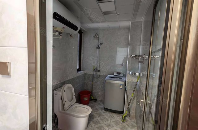 都丽华府3室1厅104.56㎡220万二手房图片