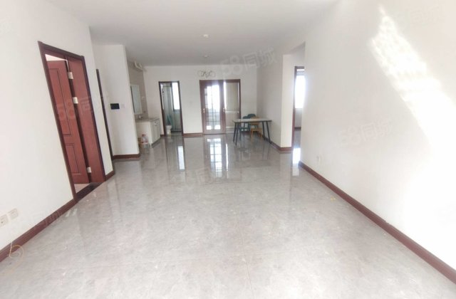 东昌附近，带车位，储，小高层，免大税，三叶草，急售免 大税