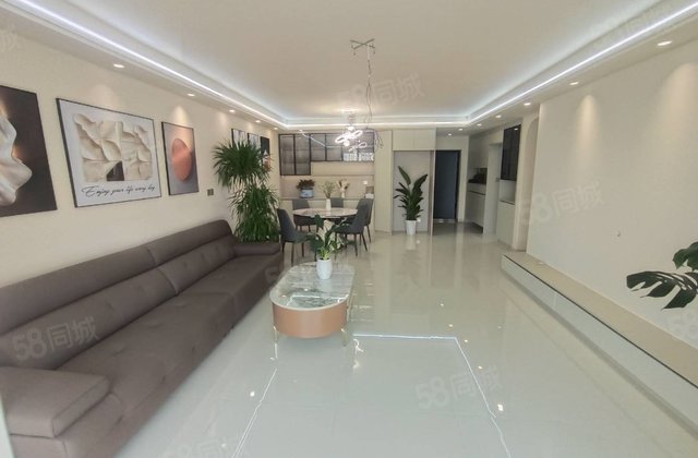 公交大厦4室2厅151㎡62.8万二手房图片