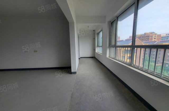 业主急售新房未住大平层   位置小洋楼 华建1街区