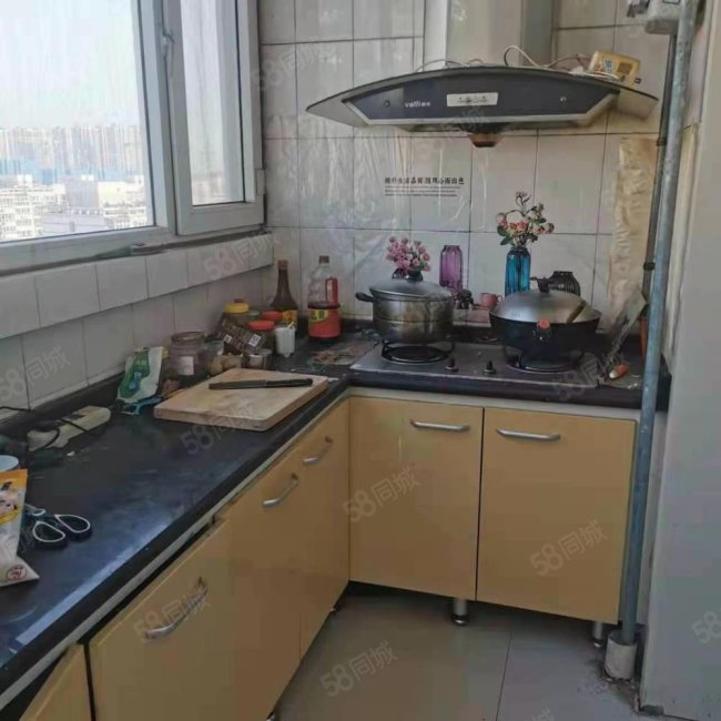 秀兰锦观城3室2厅2卫130.99㎡南北75万