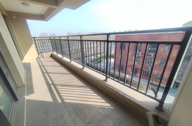 急售！免大税！赠车位！碧桂园翡丽湾！四室双卫双阳台！新房未住