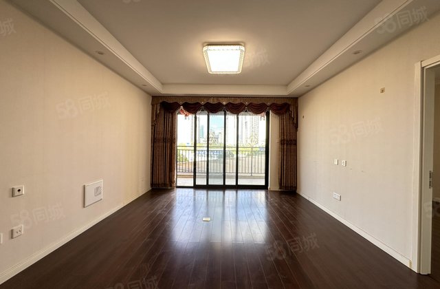 万科城御园5室2厅141.46㎡154.2万二手房图片