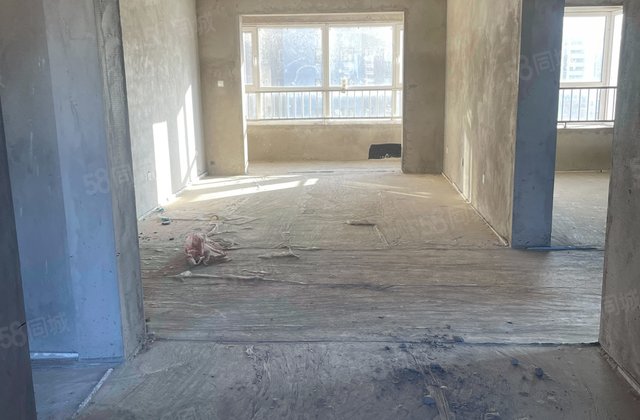 佶地国际B2区3室2厅110.6㎡88万二手房图片