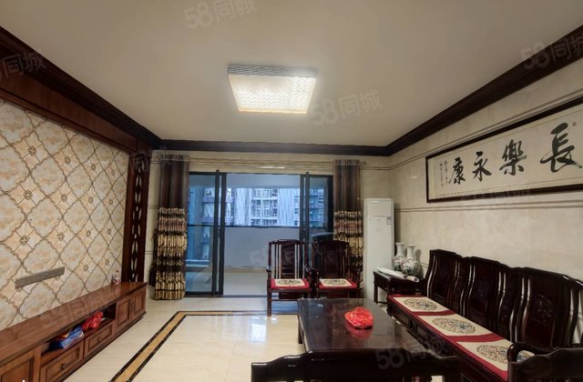 飞鹏星荟湾4室2厅197.12㎡99.8万二手房图片