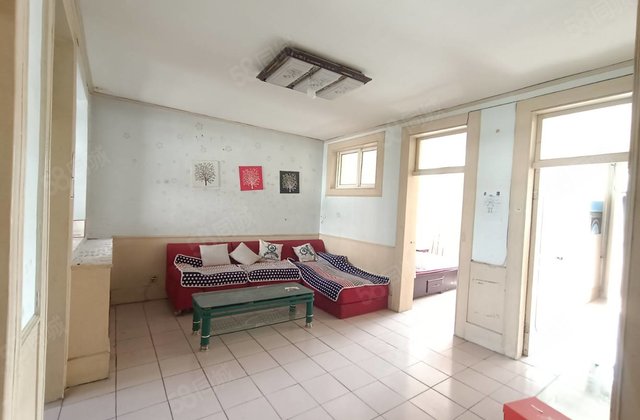 文轩老一中 电业局四院 单位家属院 停车方便